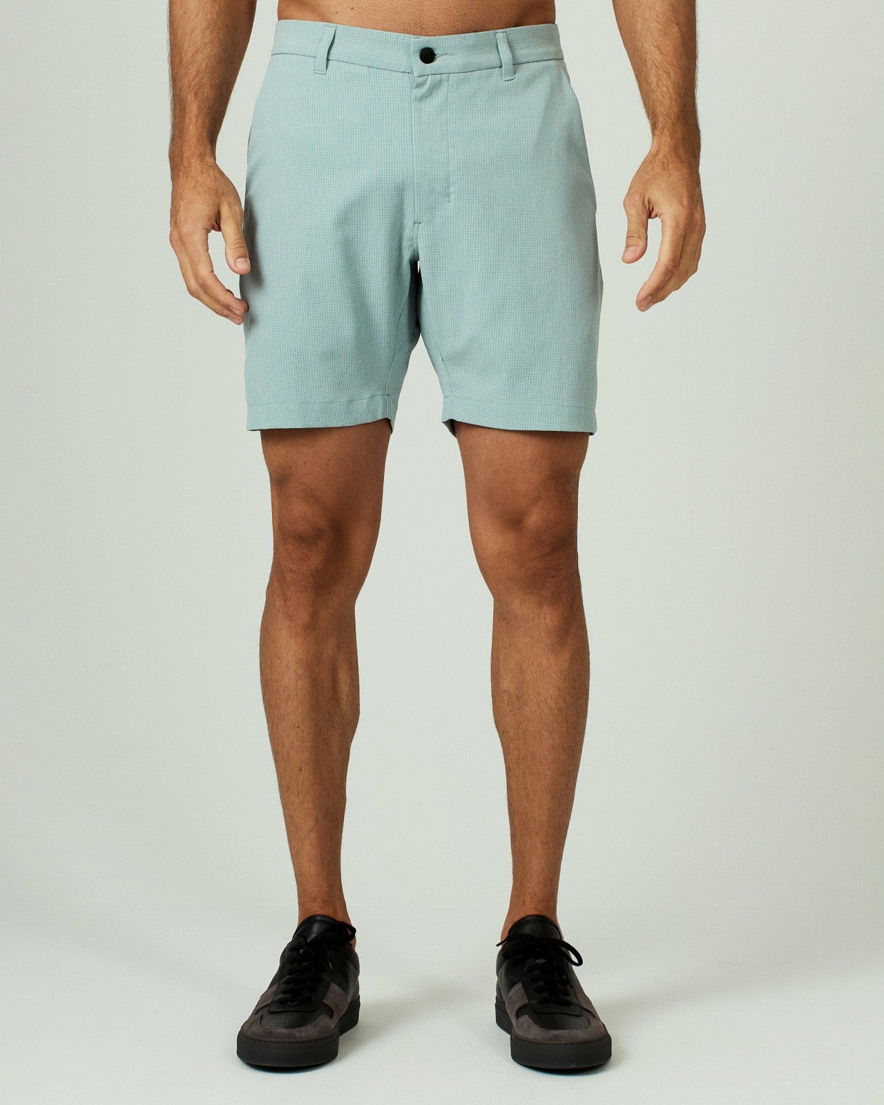 7Diamonds Oxygenate 7" Short