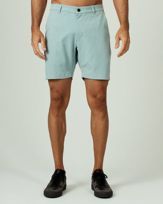 7Diamonds Oxygenate 7" Short