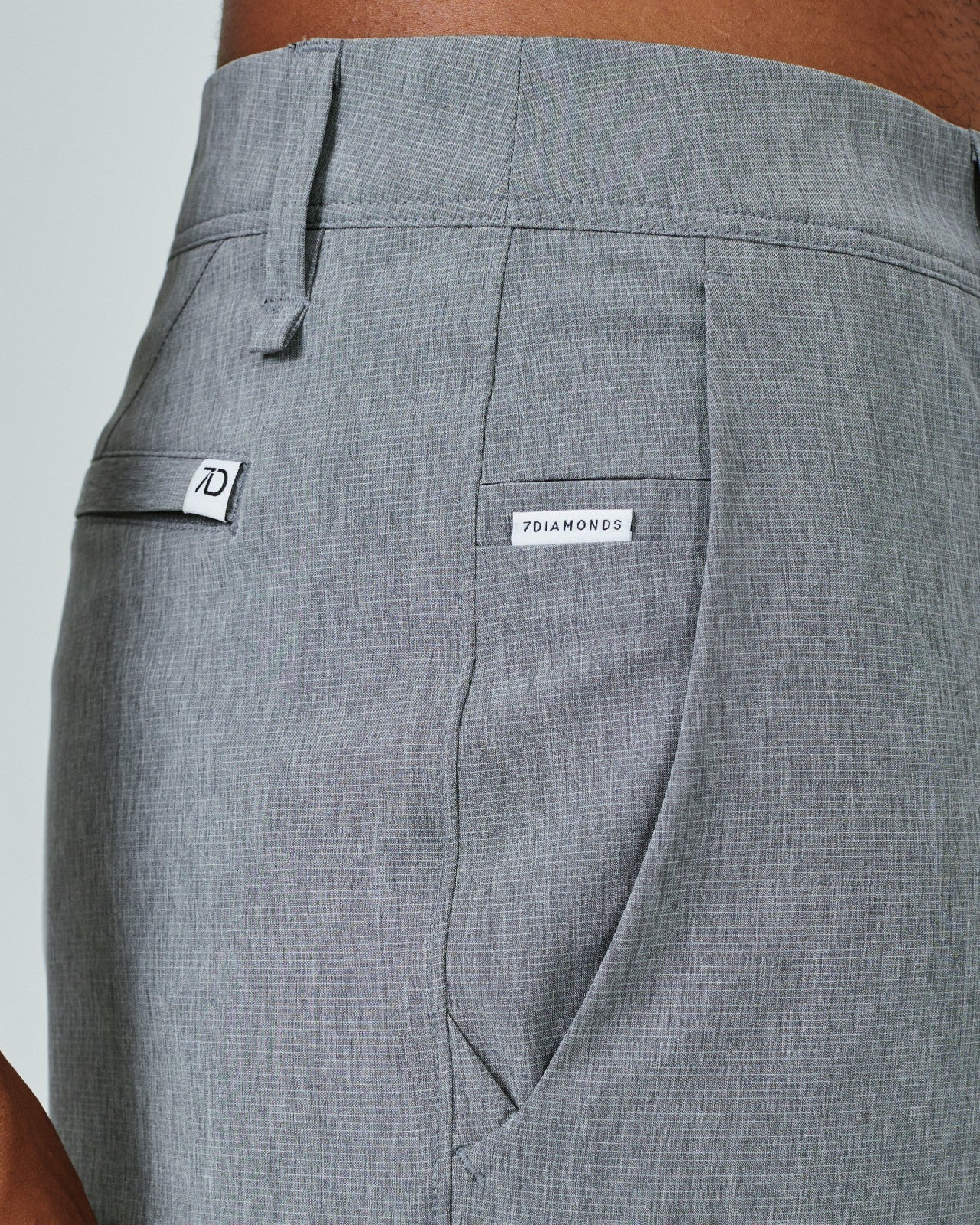 7Diamonds Crossroads 7" Short