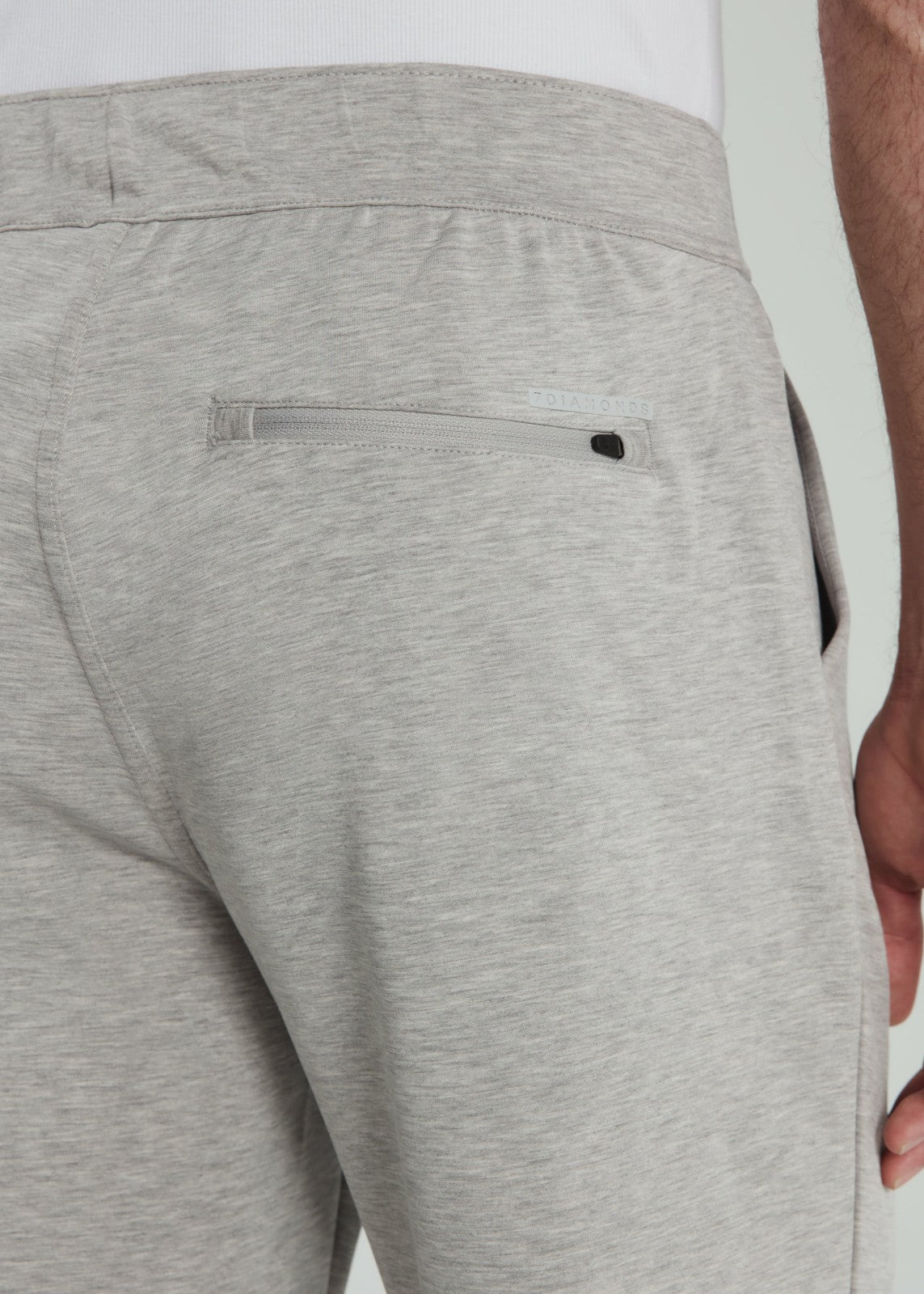 7Diamonds REV™ Jogger