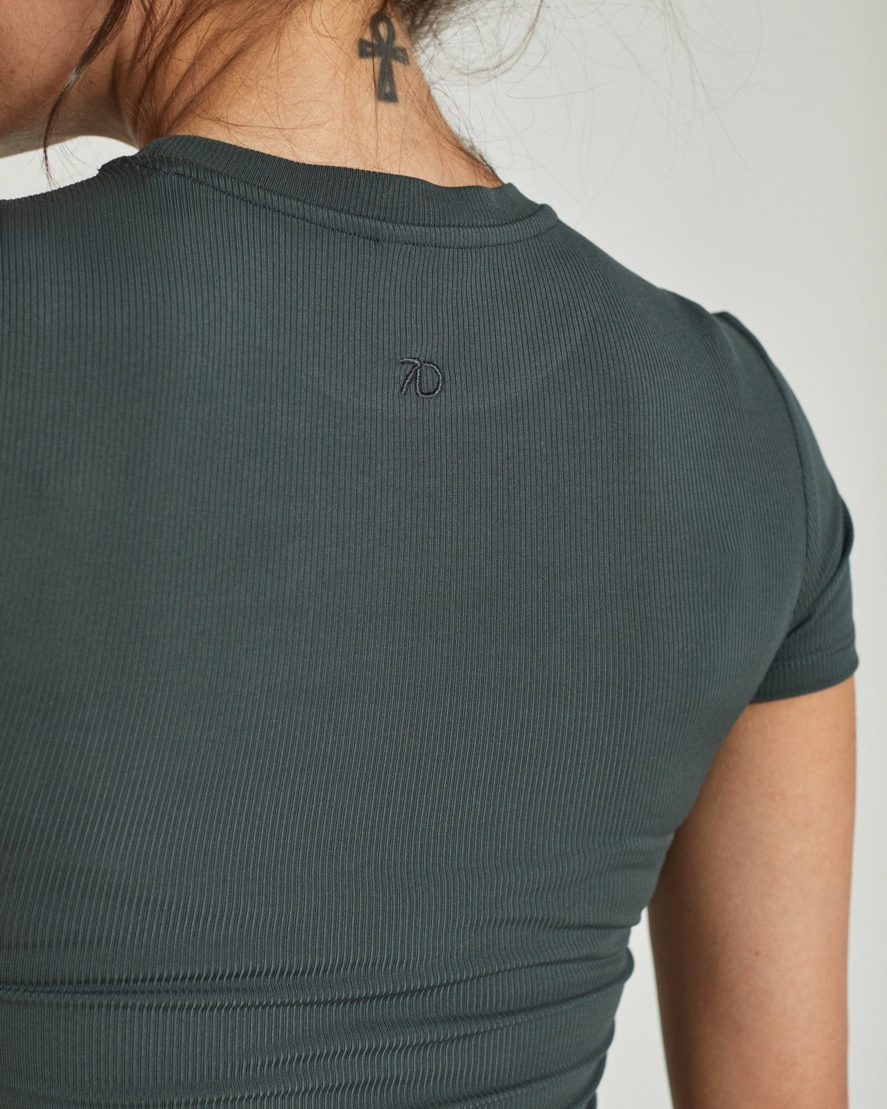 7Diamonds Core Ribbed Crop Tee