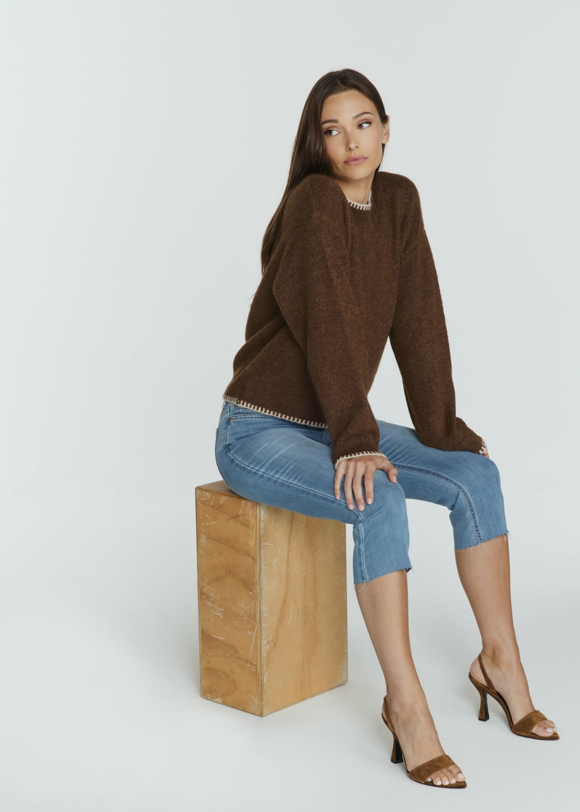 7Diamonds Coco Mid-Rise Capri