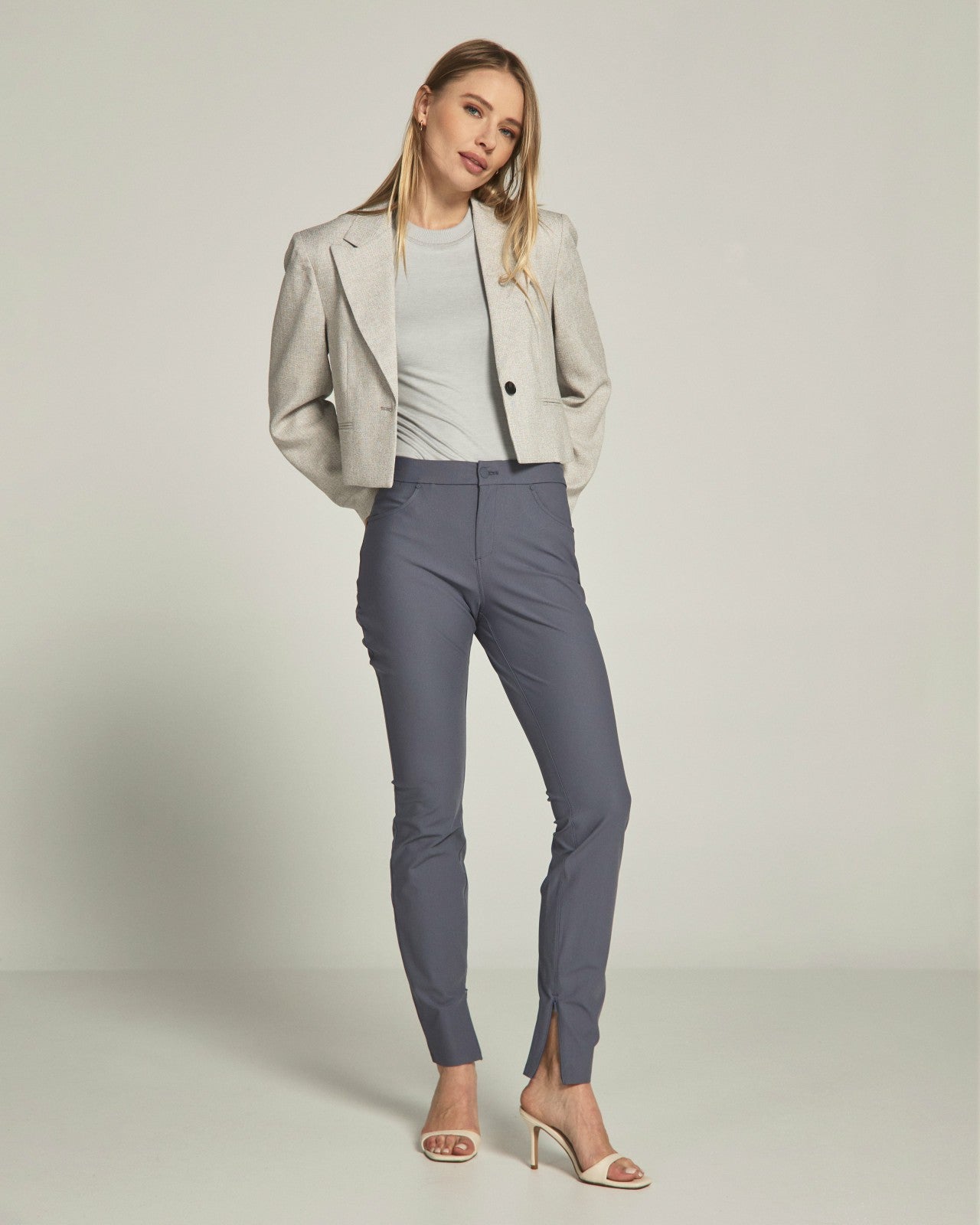 7Diamonds 7Diamonds Infinity Ankle Zip Pant