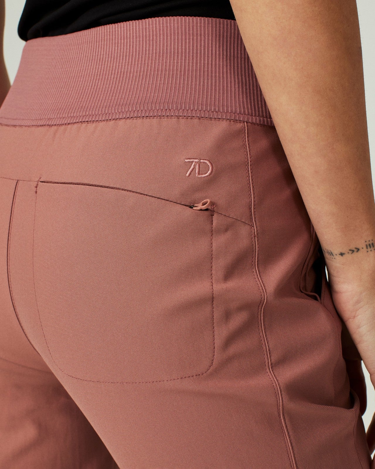 7Diamonds 7Diamonds Infinity Jogger