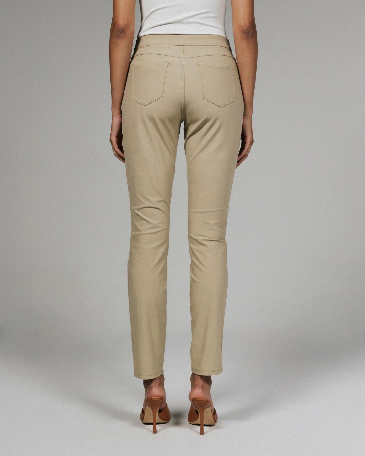 7Diamonds 7Diamonds Infinity Straight Leg Pant
