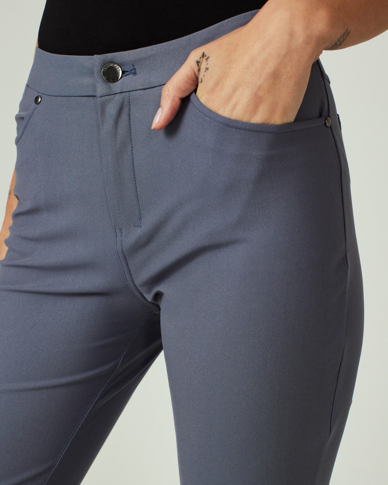 7Diamonds 7Diamonds Infinity Straight Leg Pant