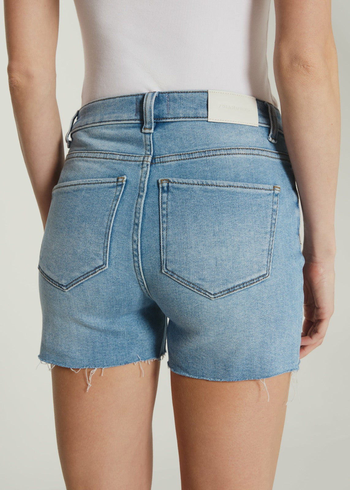 7Diamonds Roller Short