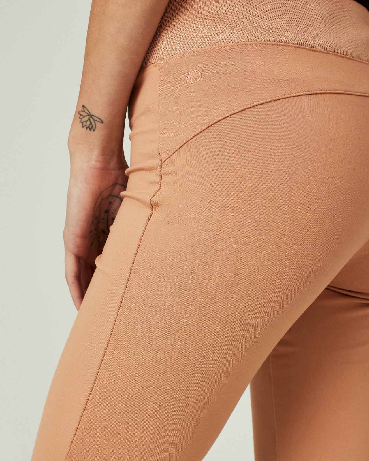7Diamonds Core™ Bermuda Short