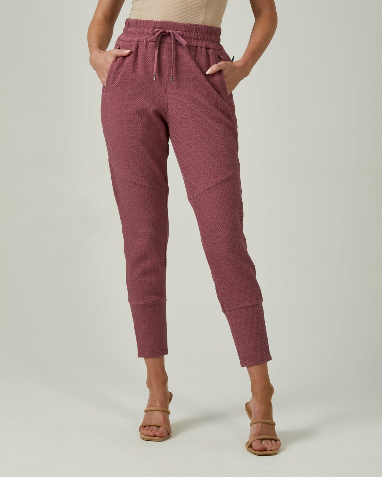 7Diamonds Restoration™ Jogger