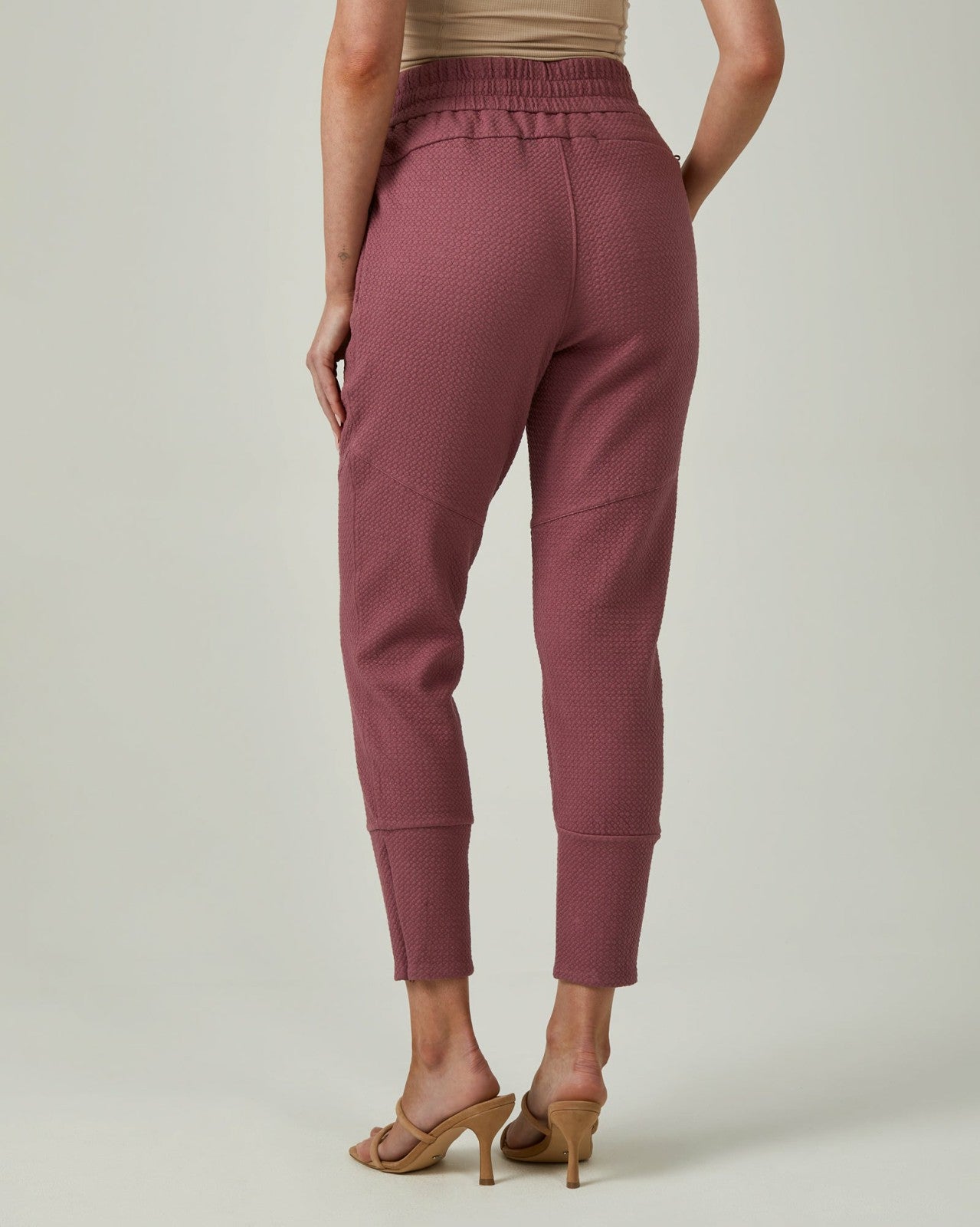 7Diamonds Restoration™ Jogger
