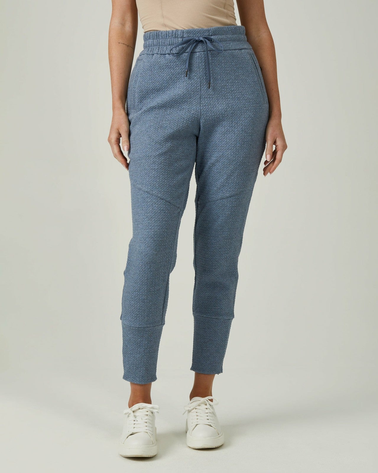 7Diamonds Restoration Jogger