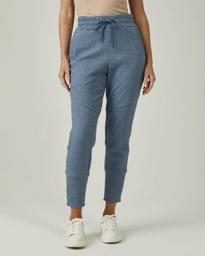 7Diamonds Restoration Jogger