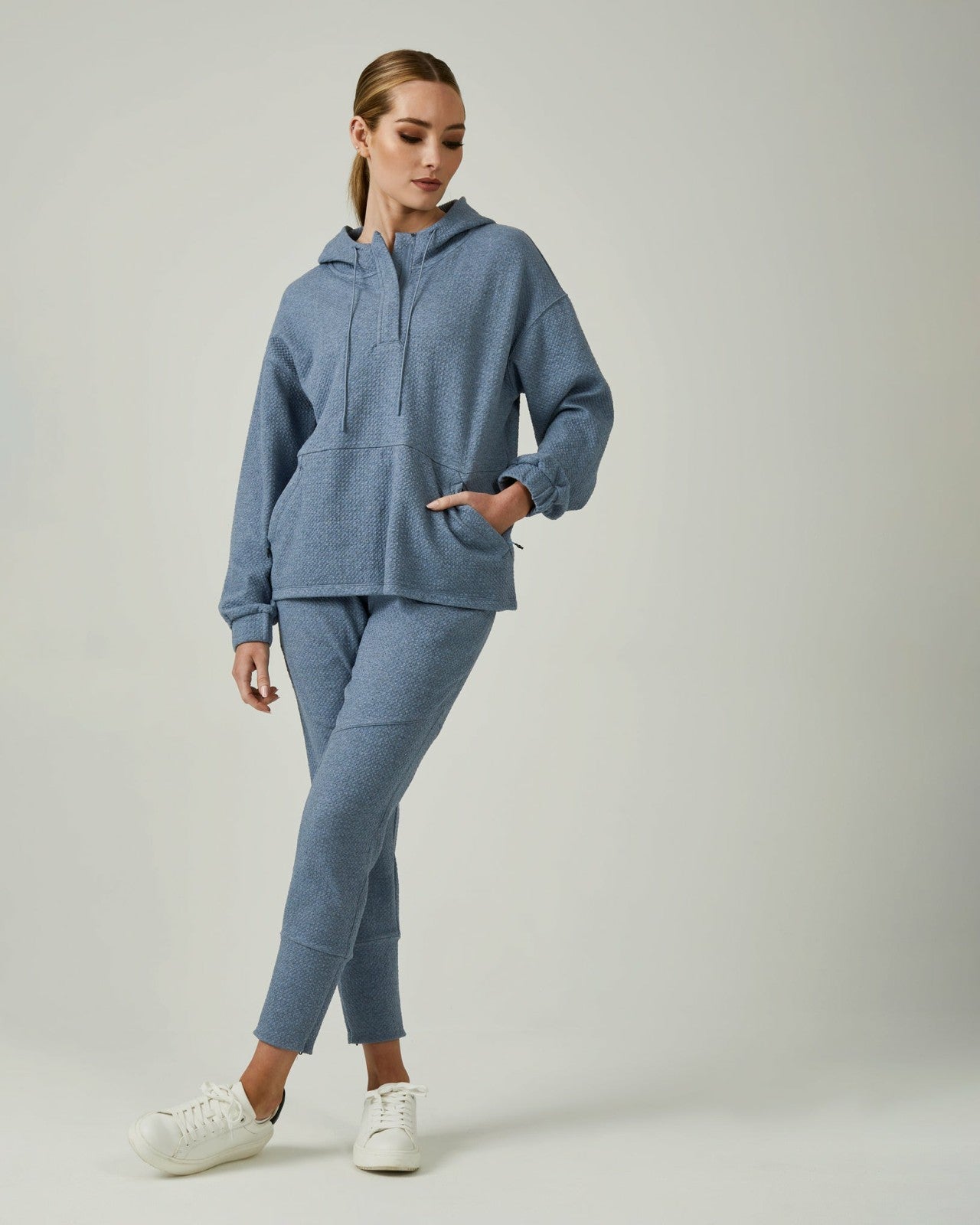 7Diamonds Restoration Jogger