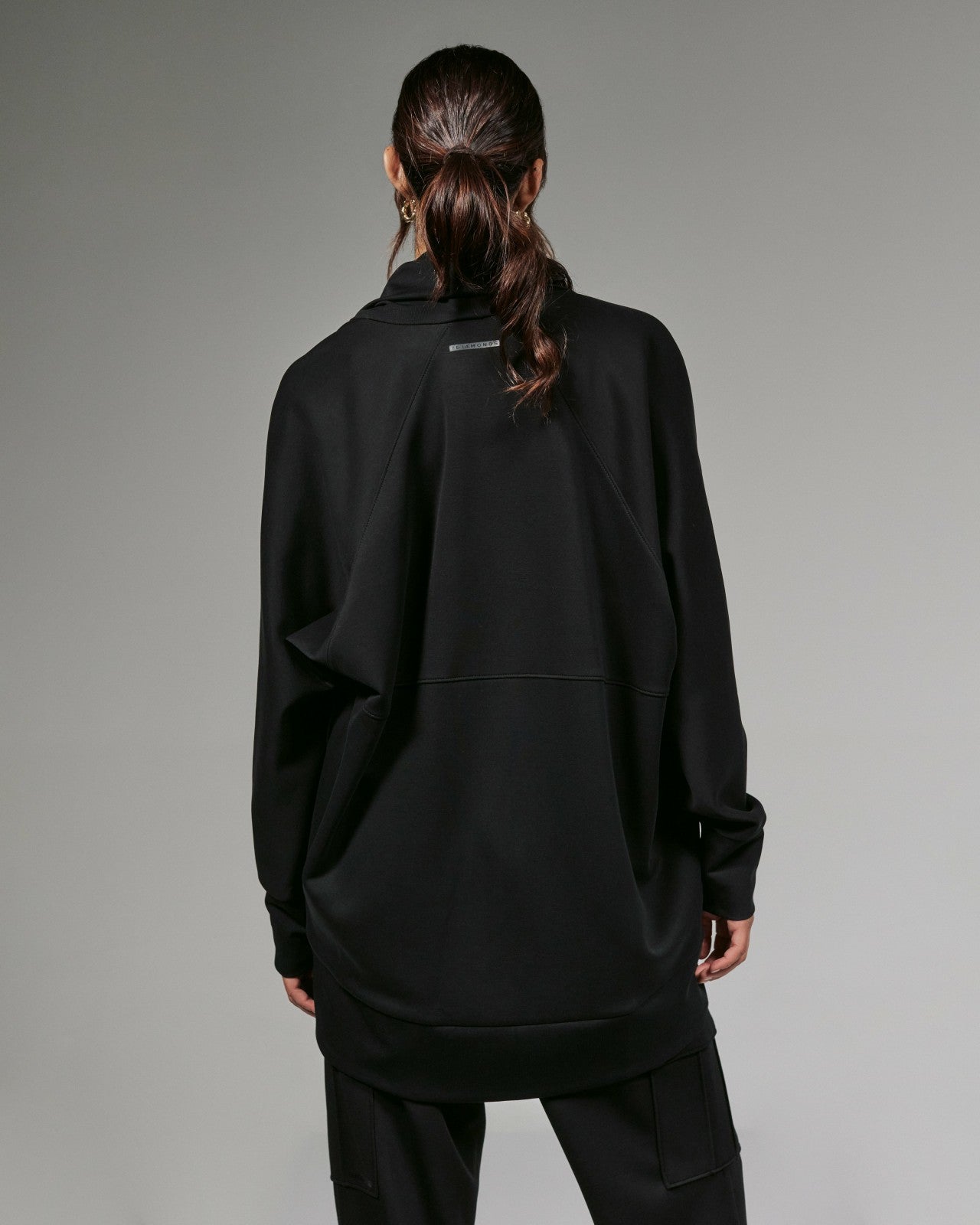7Diamonds REV™ Throwover Cardigan