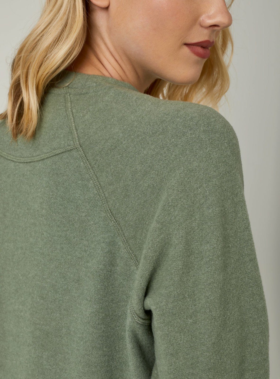 7Diamonds Generation™ Soft Crewneck Pullover